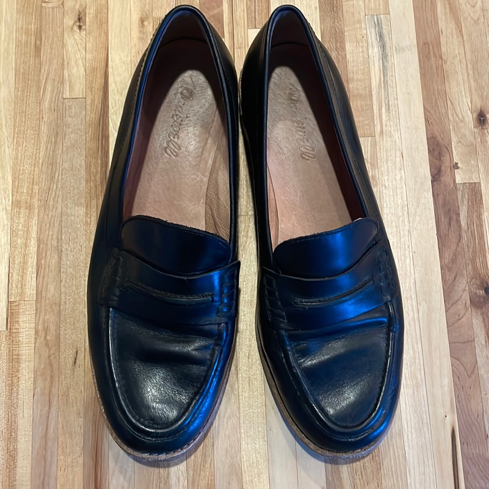The Elinor Loafer- Madewell Black Leather Loafers